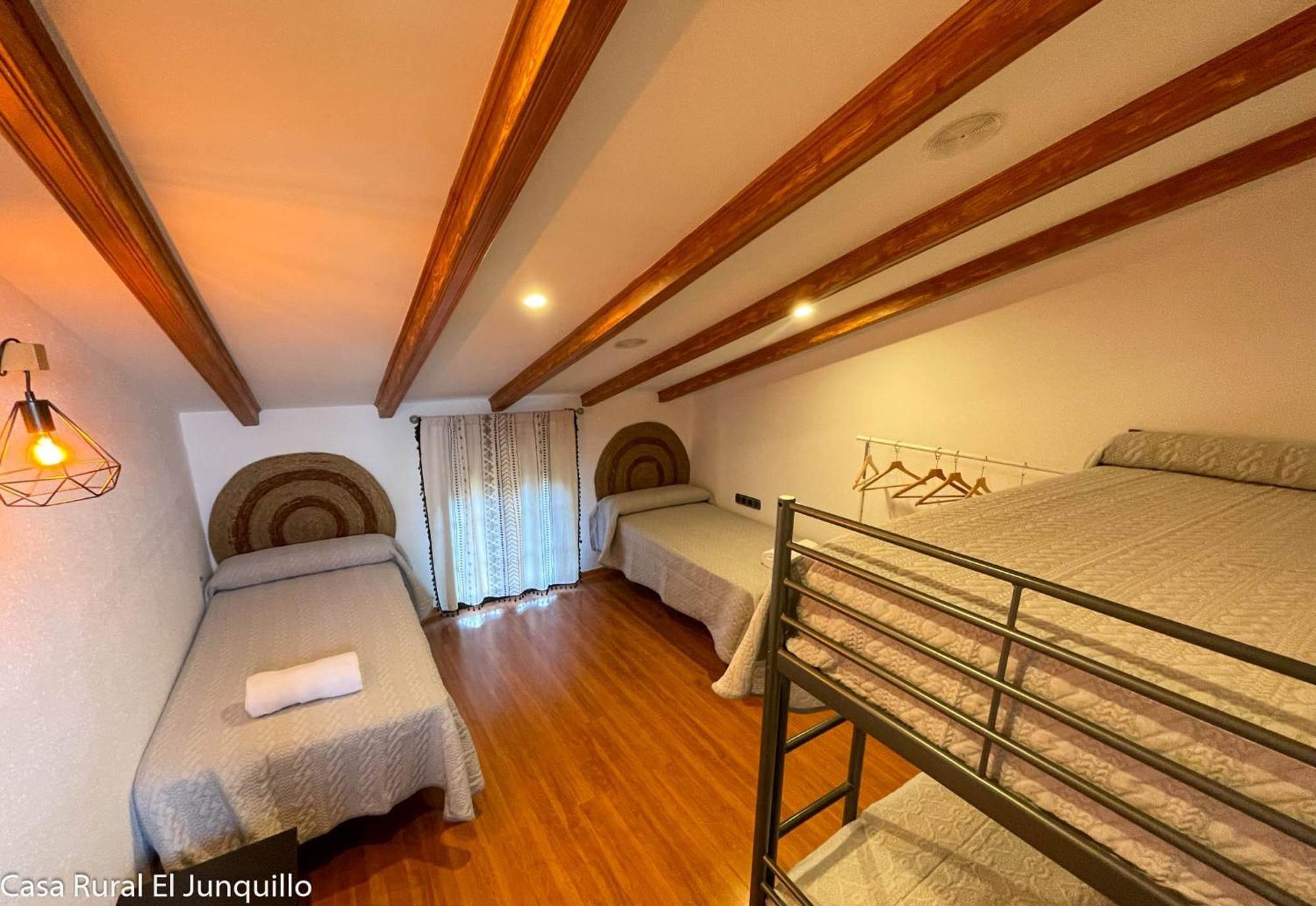 Casa Rural El Junquillo Cuevas De San Marcos Esterno foto